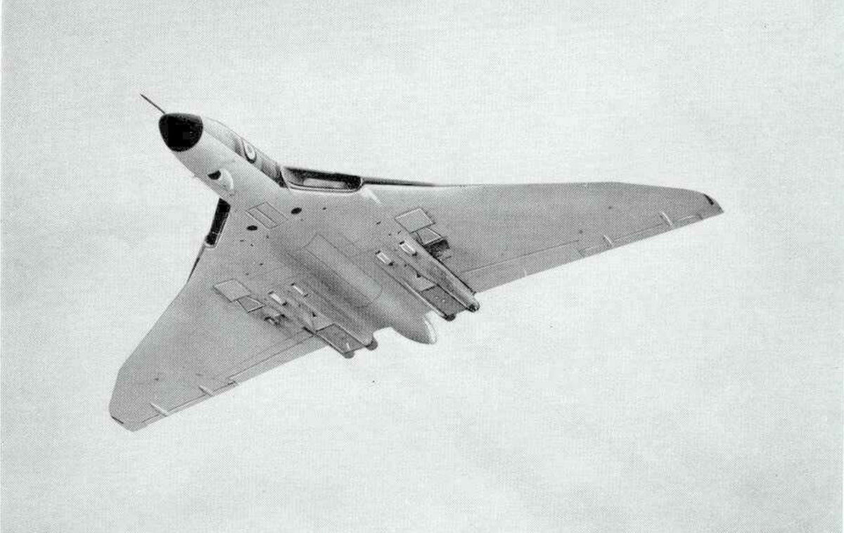 AVRO VULCAN ADDED VALUE PACK