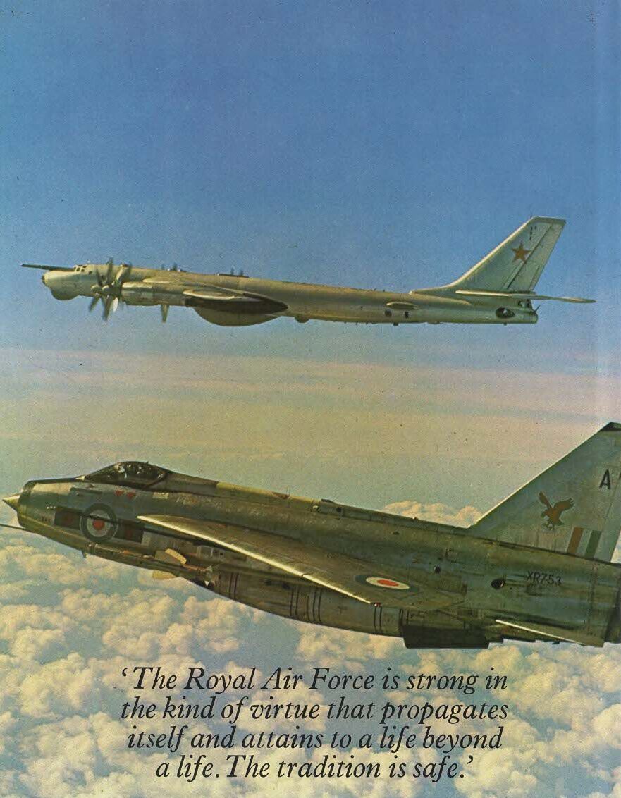 History of The RAF by Chaz Bowyer: 1977 First Edition Hardback