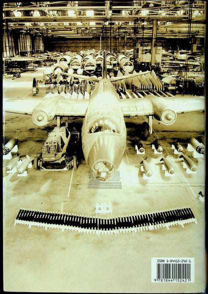 English Electric Canberra, Full Story of this Classic Jet by Bruce Halpenny: NEW 2005 1st